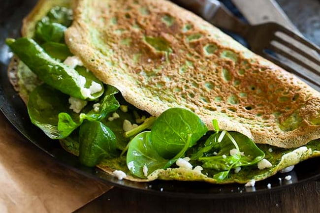 Thin spinach omelette crepe