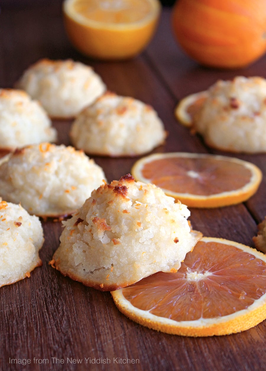 Paleo Creamscile Macaroons from The New Yiddish Kitchen 