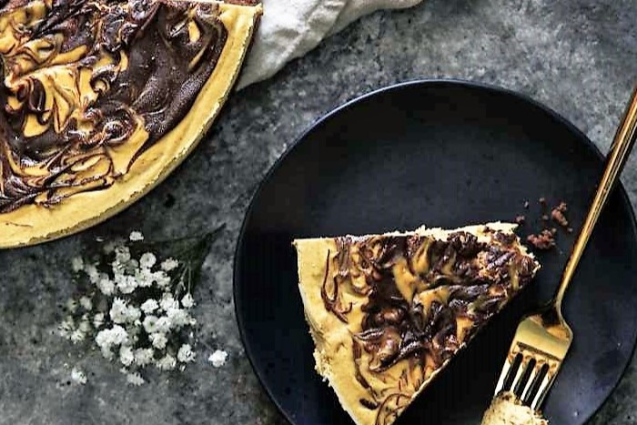 Paleo Cheesecake Pumpkin Chocolate (Vegan-Friendly)