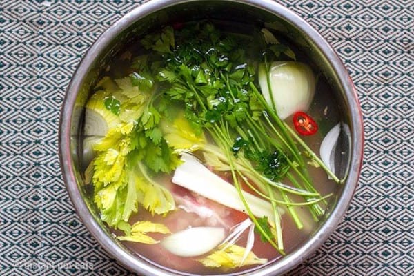 Bone broth during food poisoning or upset stomach