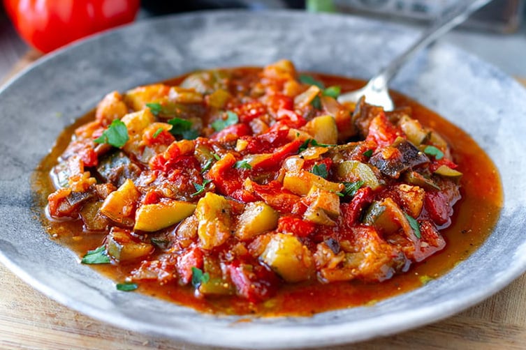 Pisto recipe- Spanish vegetable stew with eggplant, zucchini, tomatoes and lots of olive oil