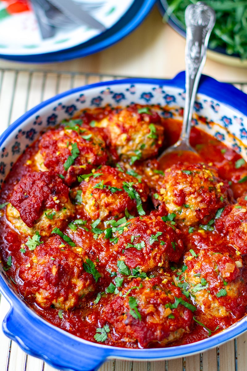 Whole30 Chicken Meatballs In Tomato Sauce