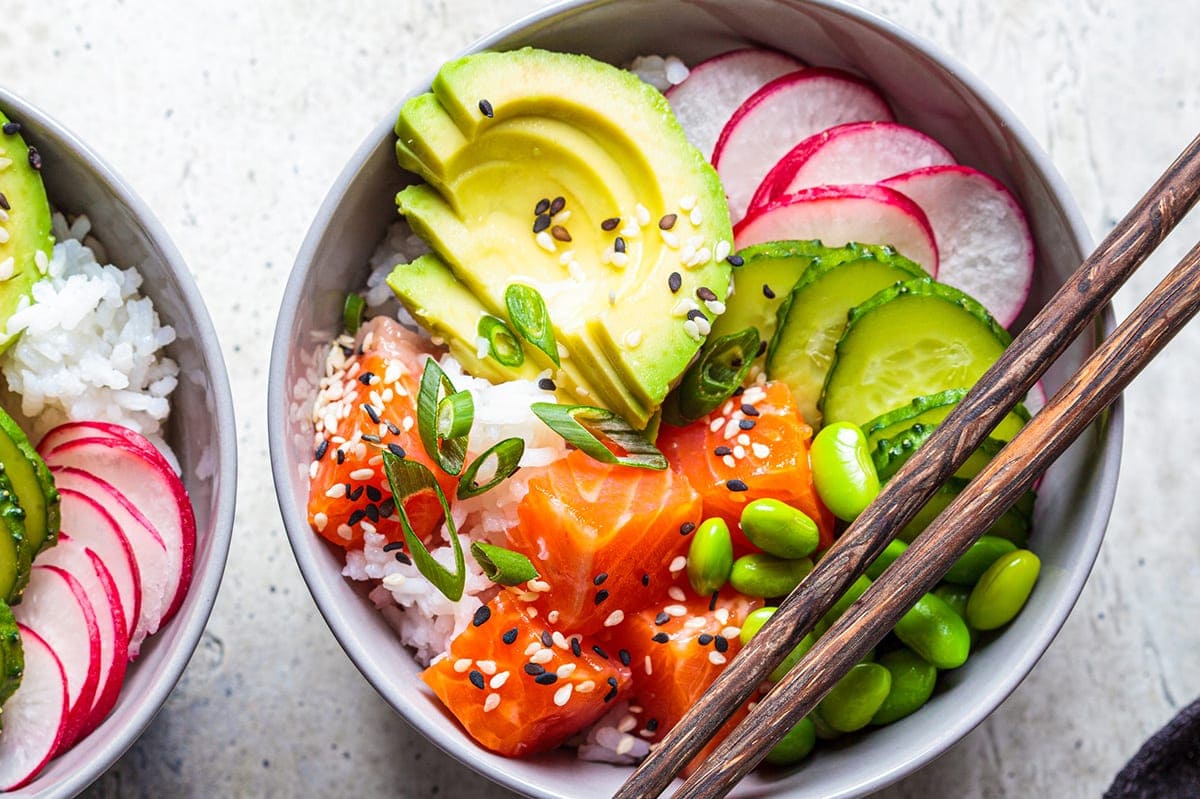 What is a poke bowl? + 20 Inspiring Poke Bowl Recipes