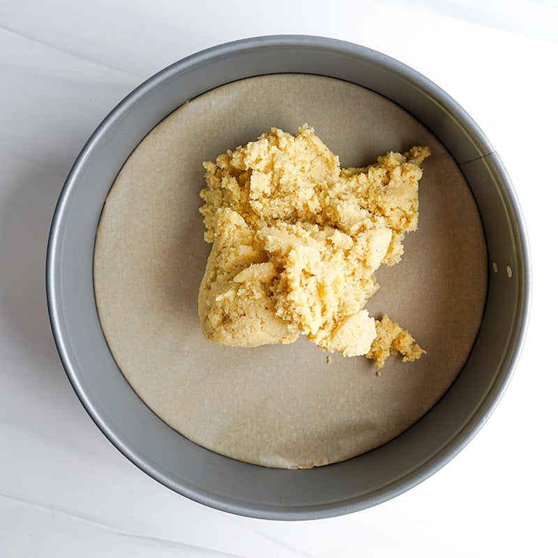 Cómo hacer una base de corteza de pastel de queso baja en carbohidratos